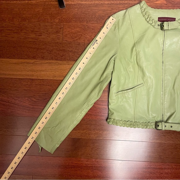 Green Leather Jacket with Modern Sporty Aesthetic - Picture 6 of 10